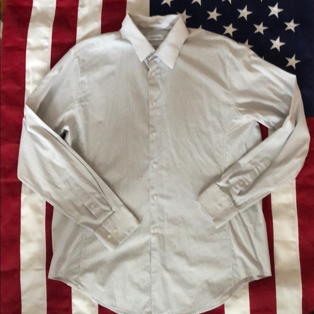 Calvin Klein Button up shirt